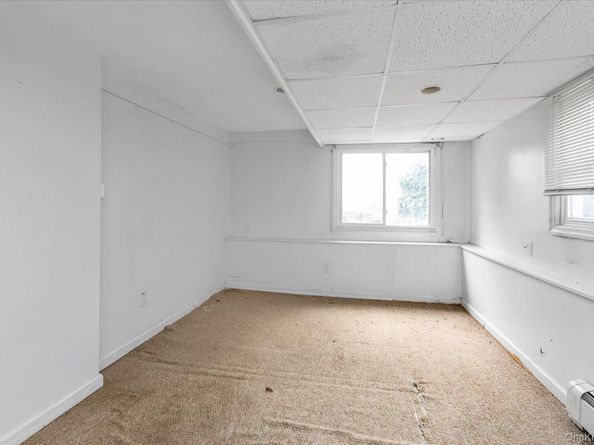 8 Jackson Street, Glen Cove NY 11542