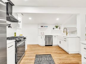 253 Versa Place, Sayville NY 11782