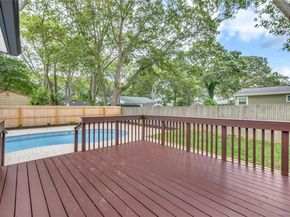 253 Versa Place, Sayville NY 11782