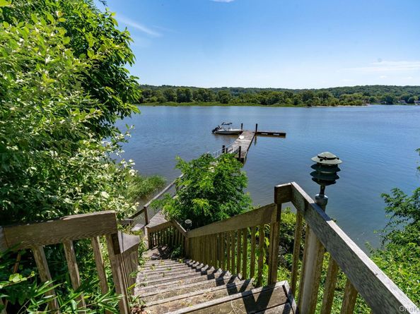 22 Mallard Cove, Centerport NY 11721