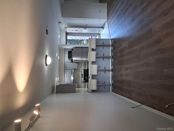 200 Davis Avenue 1C, Bronx NY 10465
