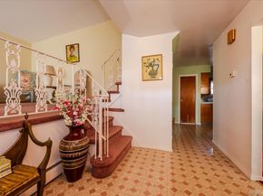 10 Meadow Road, Inwood NY 11096