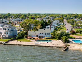 167 Secatogue Lane W, West Islip NY 11795