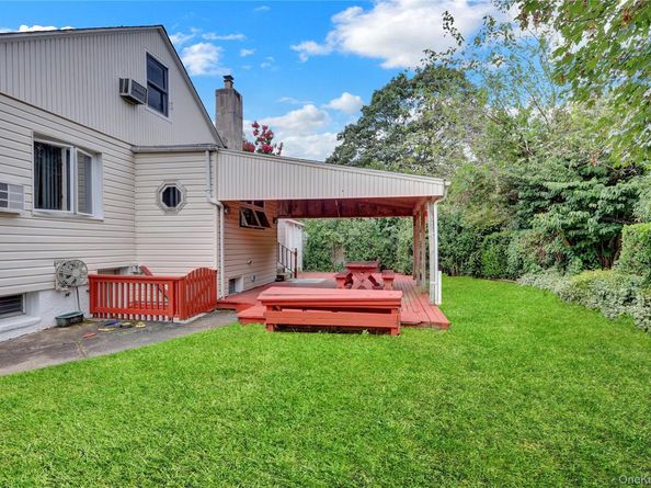 85 N Beech Street, Massapequa NY 11758