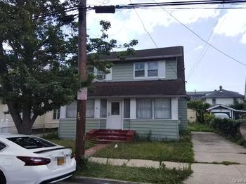 64 Burr Avenue