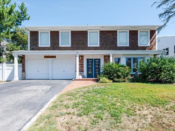 30 Donna Lane, Lido Beach NY 11561