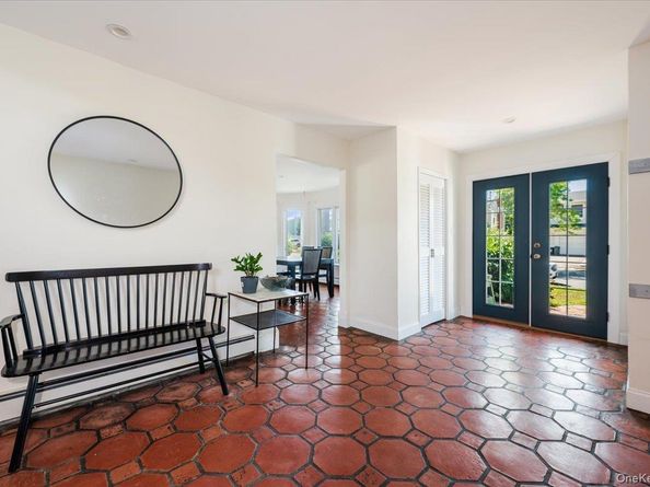 30 Donna Lane, Lido Beach NY 11561