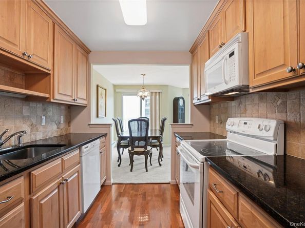 300 High Point Drive 505, Hartsdale NY 10530