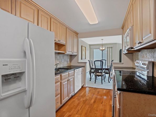 300 High Point Drive 505, Hartsdale NY 10530