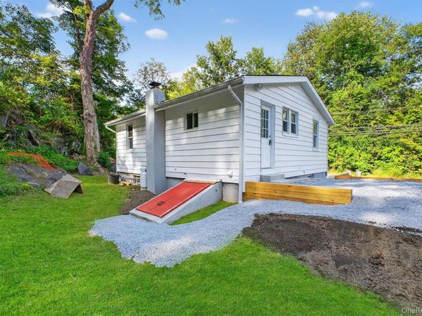 2091 Maple Avenue, Cortlandt Manor NY 10567