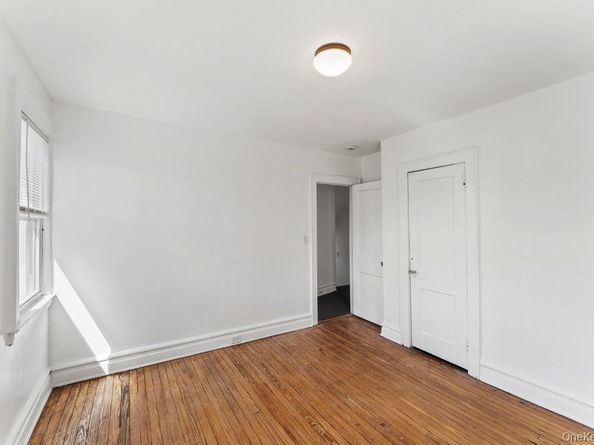 102-05 217th Street, Queens Village NY 11429