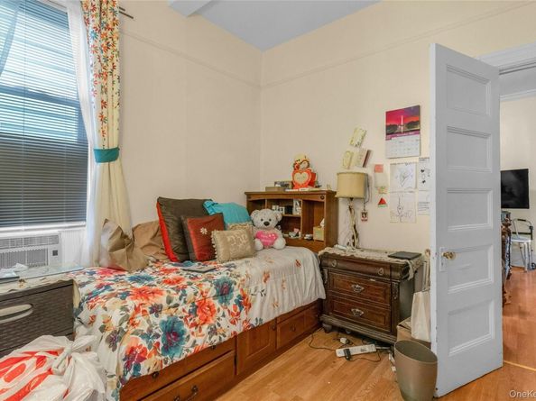 3713 Willett Avenue, Bronx NY 10467