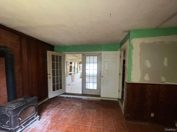 17 Appel Drive E, Shirley NY 11967