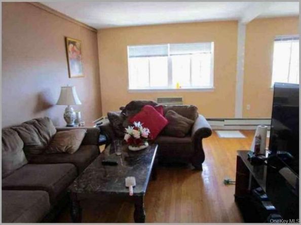 11701 14th Avenue, College Point NY 11356