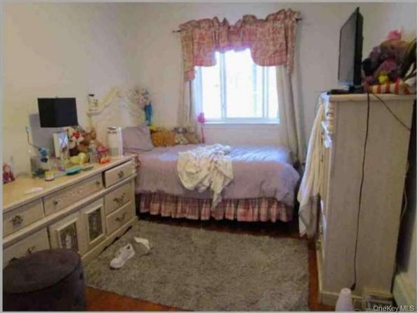 11701 14th Avenue, College Point NY 11356