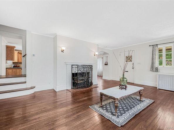 39 Hillcrest, Hartsdale NY 10530