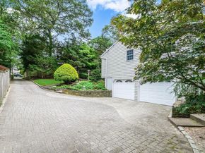 25 Woodville Road, Shoreham NY 11786