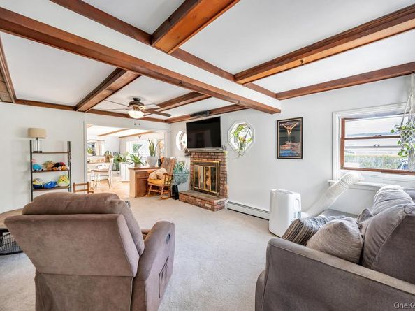 181 Blue Point Avenue, Blue Point NY 11715