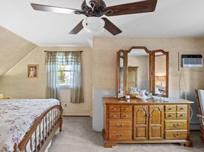 37 Newark Street, Lindenhurst NY 11757