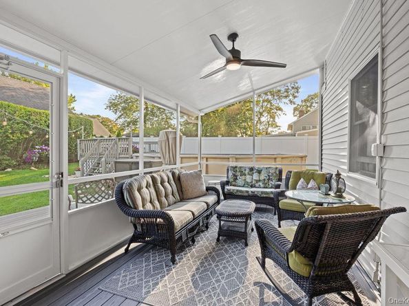 37 Newark Street, Lindenhurst NY 11757