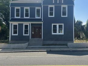 215 Sea Cliff Avenue, Sea Cliff NY 11579