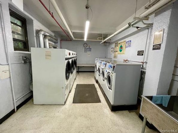 48-21 40 Street 2C, Sunnyside NY 11104