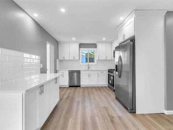 147 S Terrace Place, Valley Stream NY 11580