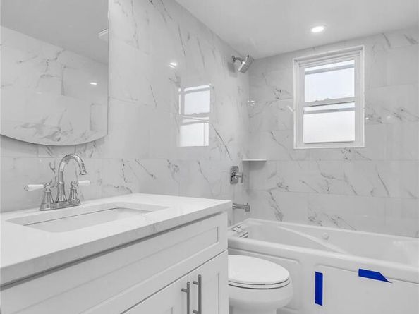 147 S Terrace Place, Valley Stream NY 11580