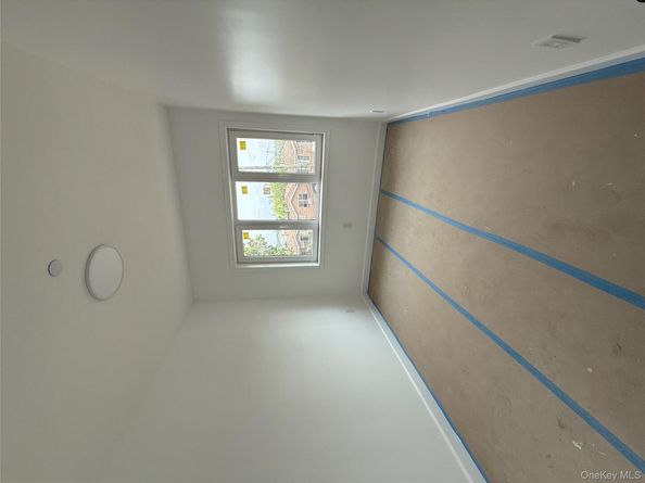 320 125th Street, College Point NY 11356