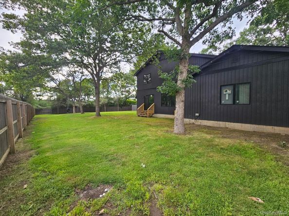 288 S Lenox Avenue, Patchogue NY 11772
