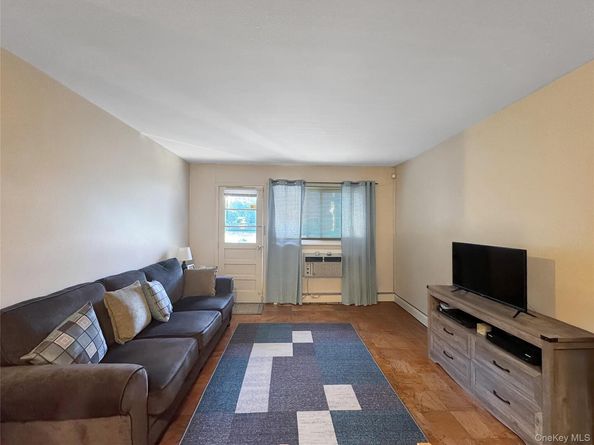 57 Adams Road 1H, Central Islip NY 11722