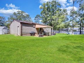 500 Boxwood Drive, Shirley NY 11967