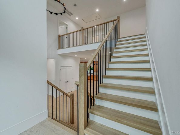 1555 Henry Road, Wantagh NY 11793
