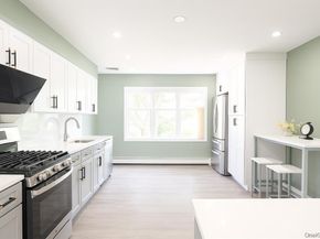 92 Nottingham Road, Manhasset Hills NY 11040