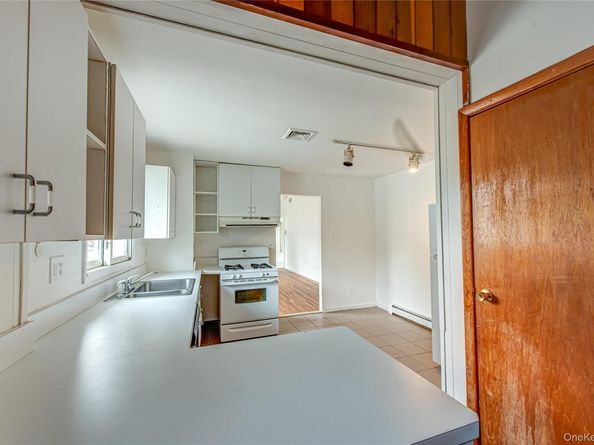 430 Richmond Boulevard, Ronkonkoma NY 11779
