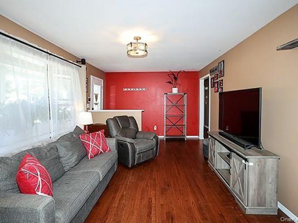 310 Fir Grove Road, Ronkonkoma NY 11779