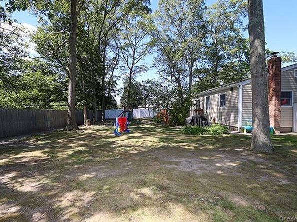 310 Fir Grove Road, Ronkonkoma NY 11779