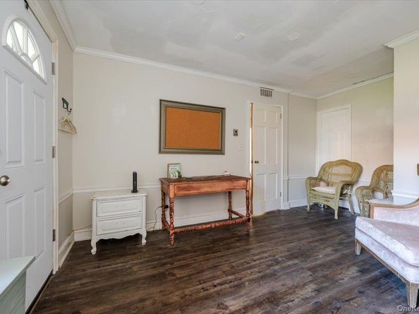 23 S Village Avenue S2, Rockville Centre NY 11570