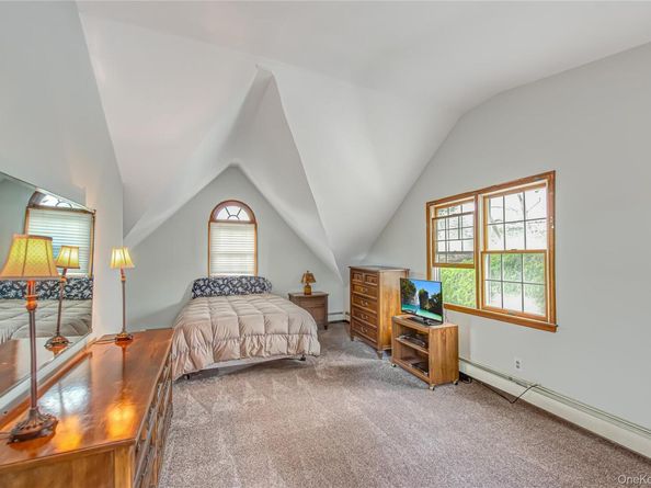 248 5th Street, Saint James NY 11780
