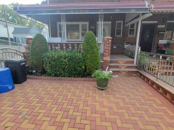 1688 E 55th Street