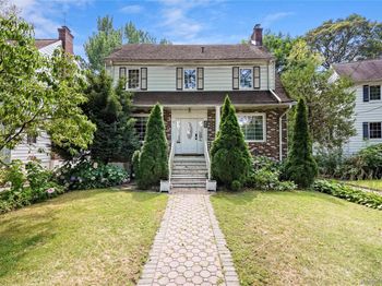32 Parkway Circle