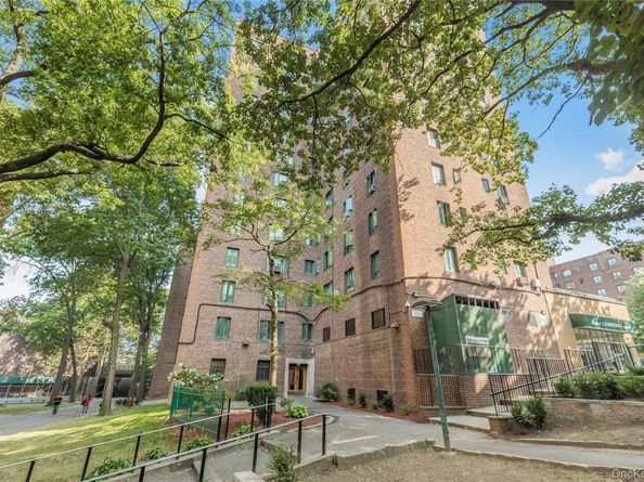 1540 Unionport Road 7F, Bronx NY 10462