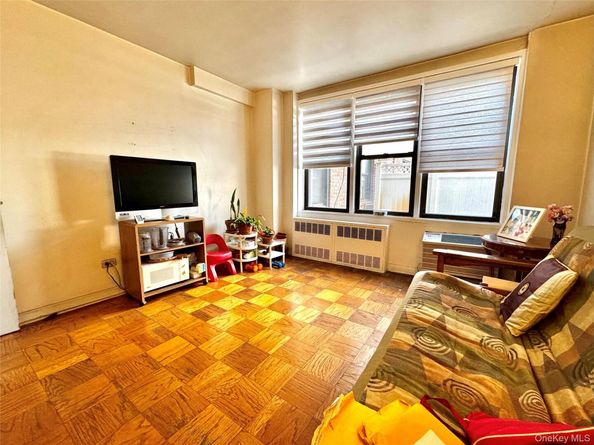35-20 Leverich Street A201, Jackson Heights NY 11372