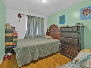 931 E 216th Street, Bronx NY 10469