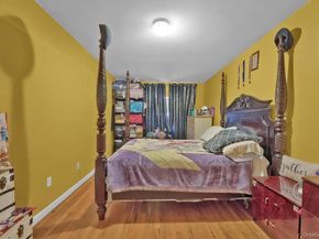 931 E 216th Street, Bronx NY 10469