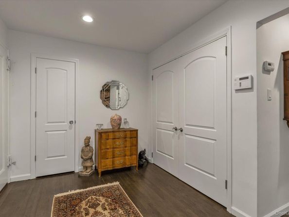 1203 E Broadway G22, Hewlett NY 11557