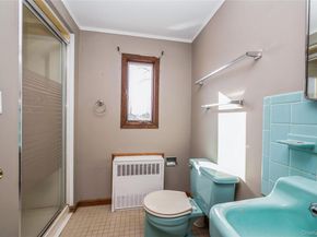 54 31st Street, Copiague NY 11726