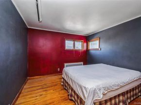 54 31st Street, Copiague NY 11726