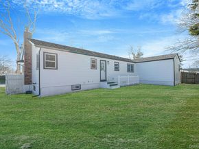 45 Oaklawn Avenue, Farmingville NY 11738