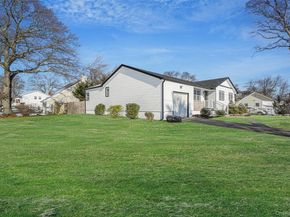 45 Oaklawn Avenue, Farmingville NY 11738
